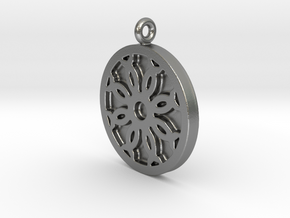 Crest pendant full in Natural Silver