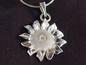 Sunflower Pendant in Natural Silver (Interlocking Parts)