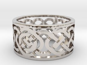 Celtic Knot Ring in Platinum