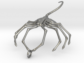 FaceHugger Pendant in Natural Silver
