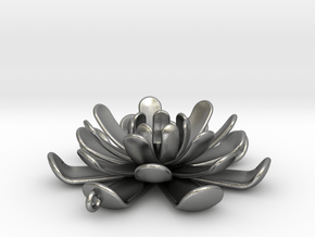 Water Lily Pendant in Natural Silver