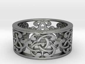 Celtic Knot Ring in Natural Silver