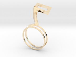 Hana ring in 14k Gold Plated Brass: 8 / 56.75