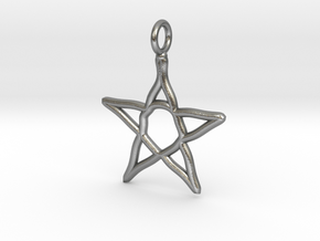 Warped star necklace in Natural Silver