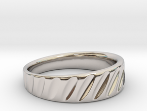 Ring Rotation Gradient Scallops in Rhodium Plated Brass