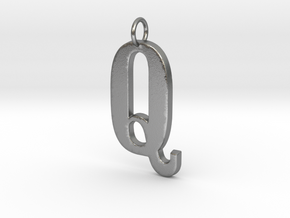Q Pendant in Natural Silver