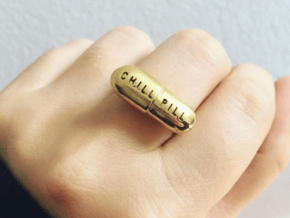 CHILL PILL RING in Polished Brass: 5 / 49