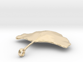 Ginkgo Leaf Necklace in 14K Yellow Gold