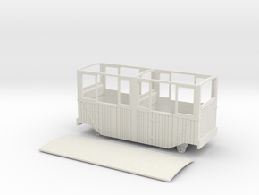 RH&DR 4 wheel coach with windows (09) in White Natural Versatile Plastic