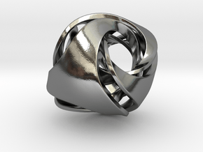 Pendant_Tetrahedron Twist No.1 in Polished Silver