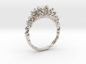 Coral Ring II in Platinum