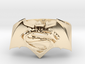 SuperMan Vs Batman Size 11 in 14k Gold Plated Brass
