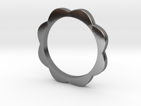 Flower Power Ring S/M 17mm in Polished Silver