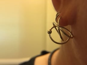 Hoop Knot Earring in Polished Silver