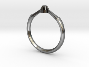 Emma's Lost Ring in Polished Silver