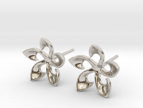 Floral Plumaria Earrings in Platinum