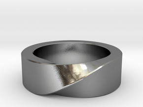 Mobius 1 Ring in Polished Silver: 10 / 61.5