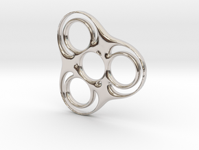 Trefoil Circle Spinner in Platinum