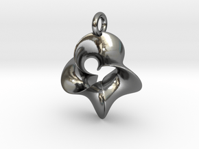 4-Twisted Möbius pendant in Polished Silver