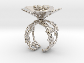 Flower ring (US sizes 5.75 – 9.75) in Platinum: 5.75 / 50.875