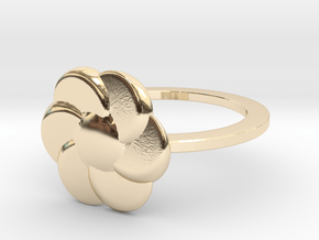 Flower Ring in 14K Yellow Gold