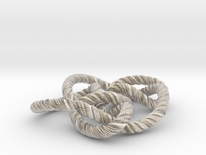 Knot 8₁₅ (Rope with detail) in Rhodium Plated Brass: Large