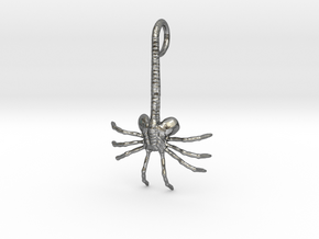 Facehugger Pendant  in Polished Silver