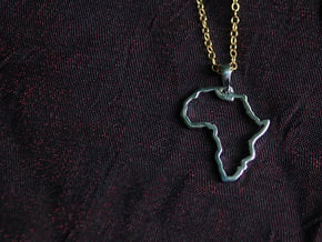 Africa Pendant in Polished Silver (Interlocking Parts)