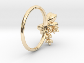 Botanical Cluster Ring in 14k Gold Plated Brass: 5 / 49