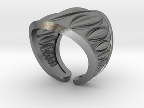 Cocoa Pod Ring – Size 5 - 8 in Natural Silver