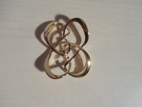 Symmetrical knot (Square) in 14k Gold Plated Brass: Extra Small