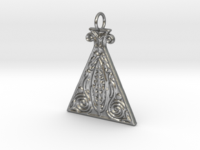 Alchemy Veve Pendant in Natural Silver