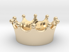 Simple crown pendant in 14K Yellow Gold