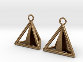 Pyramid triangle earrings Serie 2 type 3 in Natural Brass