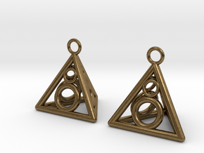 Pyramid triangle earrings serie 3 type 3 in Natural Bronze