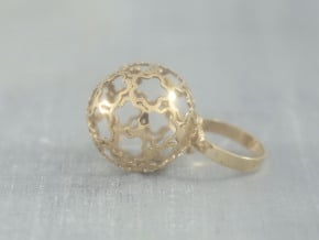 Ring Flower Ball 28 (various sizes) in Polished Brass