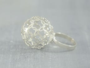 Ring Flower Ball 28 (various sizes) in Fine Detail Polished Silver