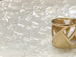 Banana Leaf Ring size 6 (M) in Polished Brass