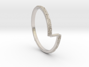 Vod Ring in Platinum