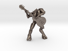 Halo Elite Playing Guitar in Polished Bronzed Silver Steel: Medium