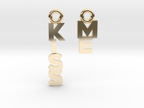 "Kiss me" - A special message for a special date in 14K Yellow Gold