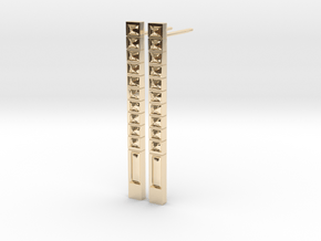 Bar Earring with Pattern of Carved Pyramids in 14K Yellow Gold