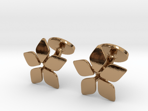 Five leafed cufflink in Polished Brass