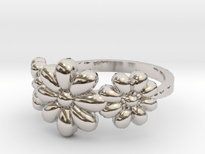 3 Flowers Ring in Rhodium Plated Brass