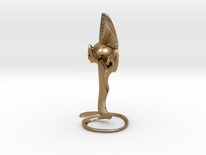 Hubb fee Salam (Love in Peace) - Sculpture in Polished Gold Steel