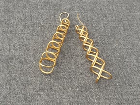 XOXO Tower - Pair of Metal Earrings in Polished Brass