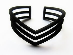 V bracelet in Black Natural Versatile Plastic
