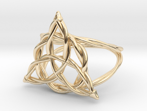 Woven triquetra ring in 14k Gold Plated Brass: 6 / 51.5