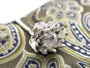 Protea Tie Bar in Natural Silver