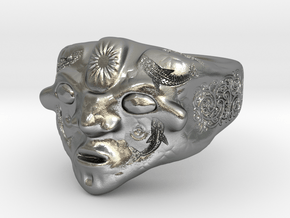 Tribal mask in Natural Silver: 8 / 56.75